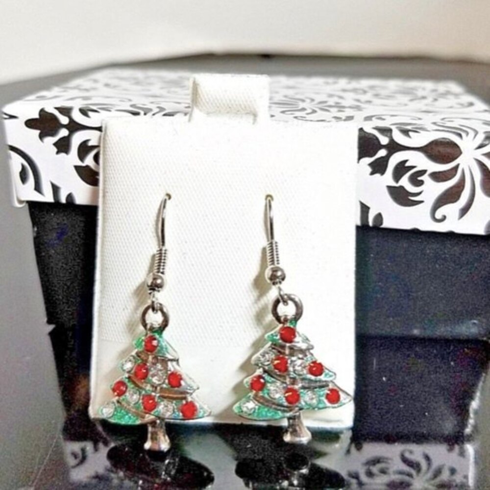 Christmas Tree Earrings Green Red Dangle rhinestones 1.5"  *